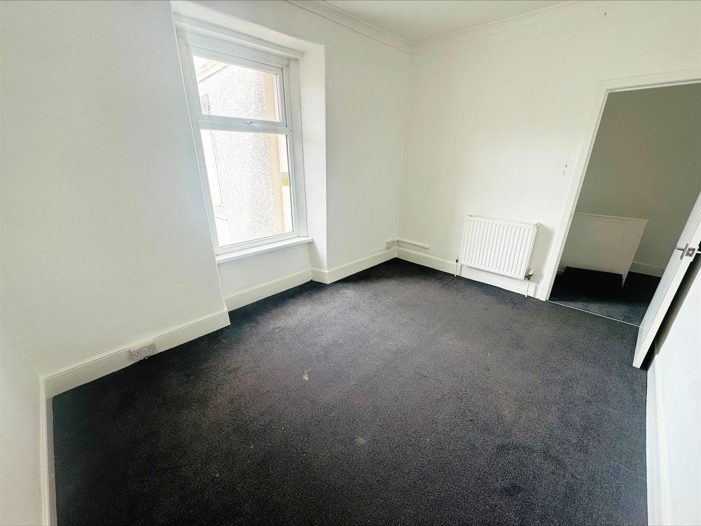 Delabeche Street, Llanelli, SA15 1AT